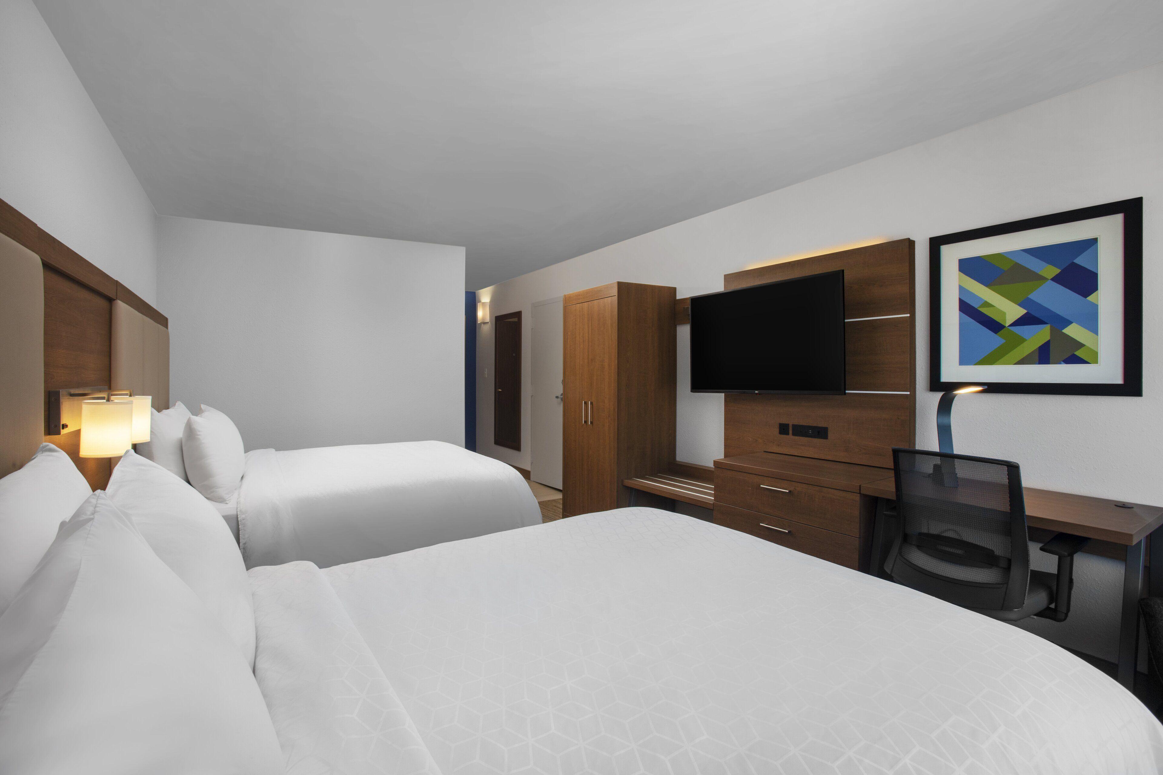 Deluxe Double Room Two Double Beds Non-Smoking,1396249883:JPEG