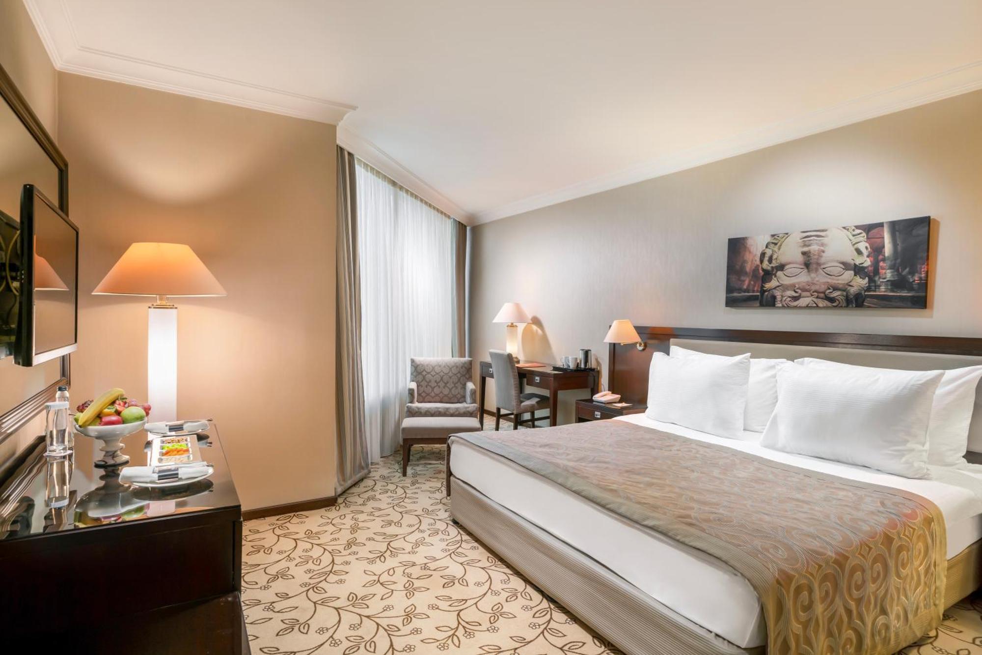 Executive King Room