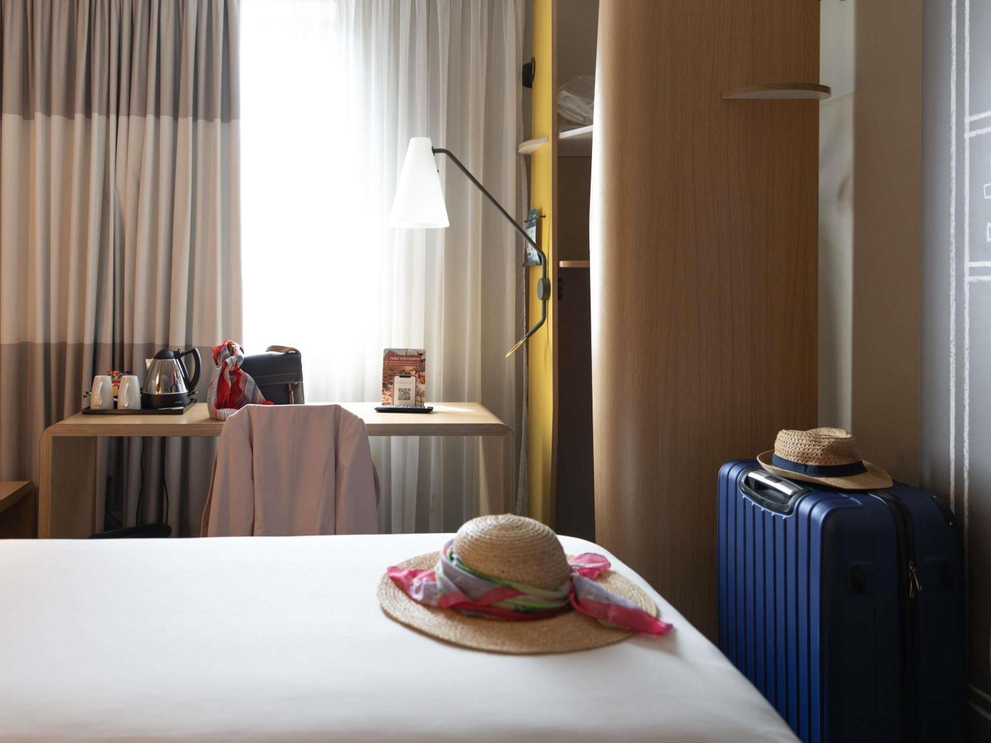 Double SweetRoom