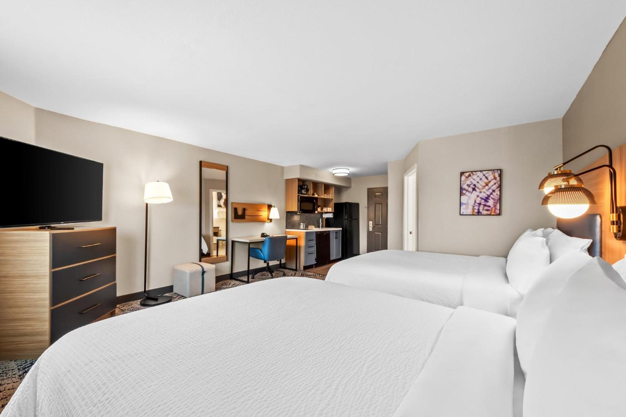 Studio Suite Two Double Beds