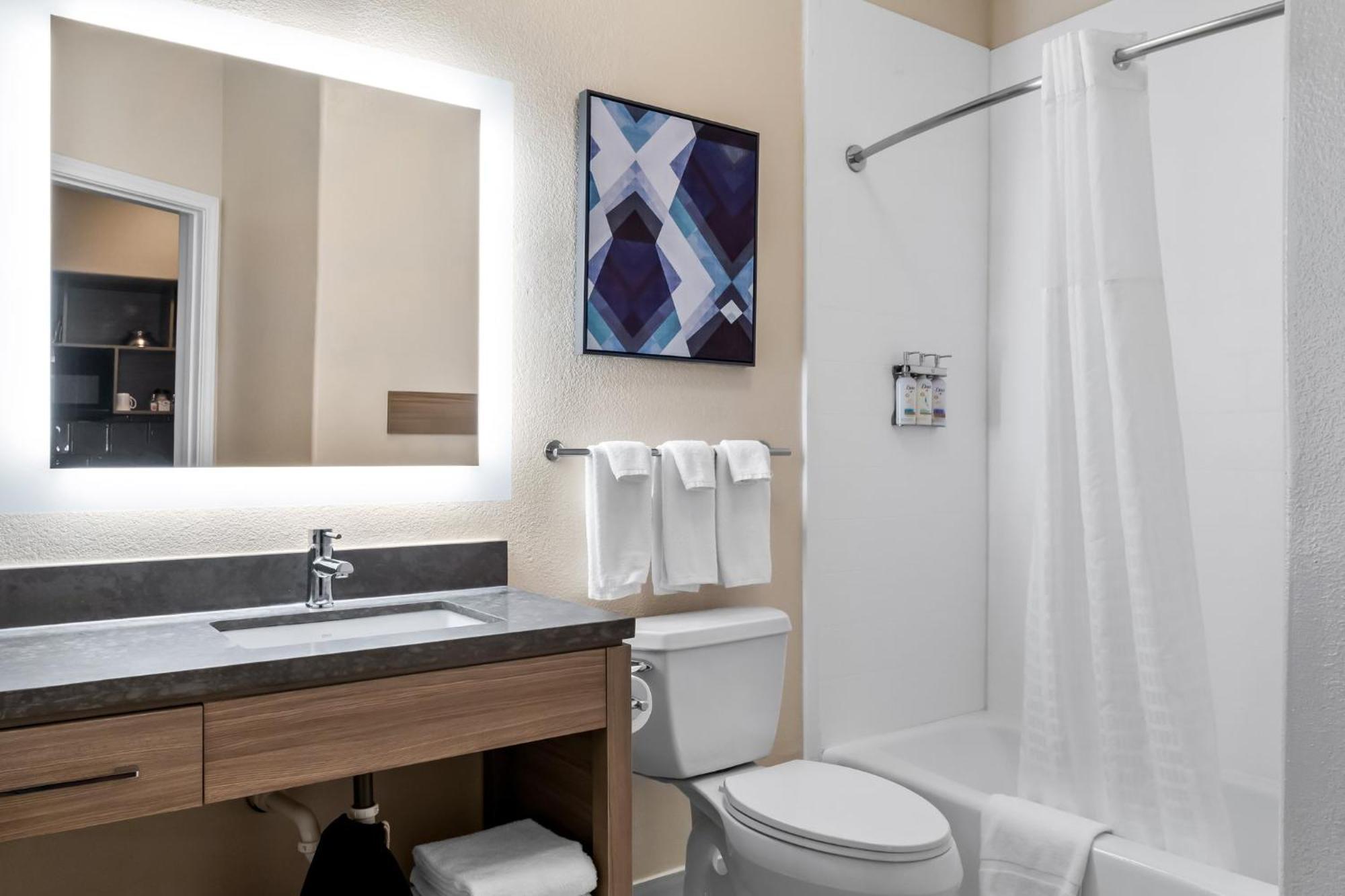 Studio Suite Two Double Beds