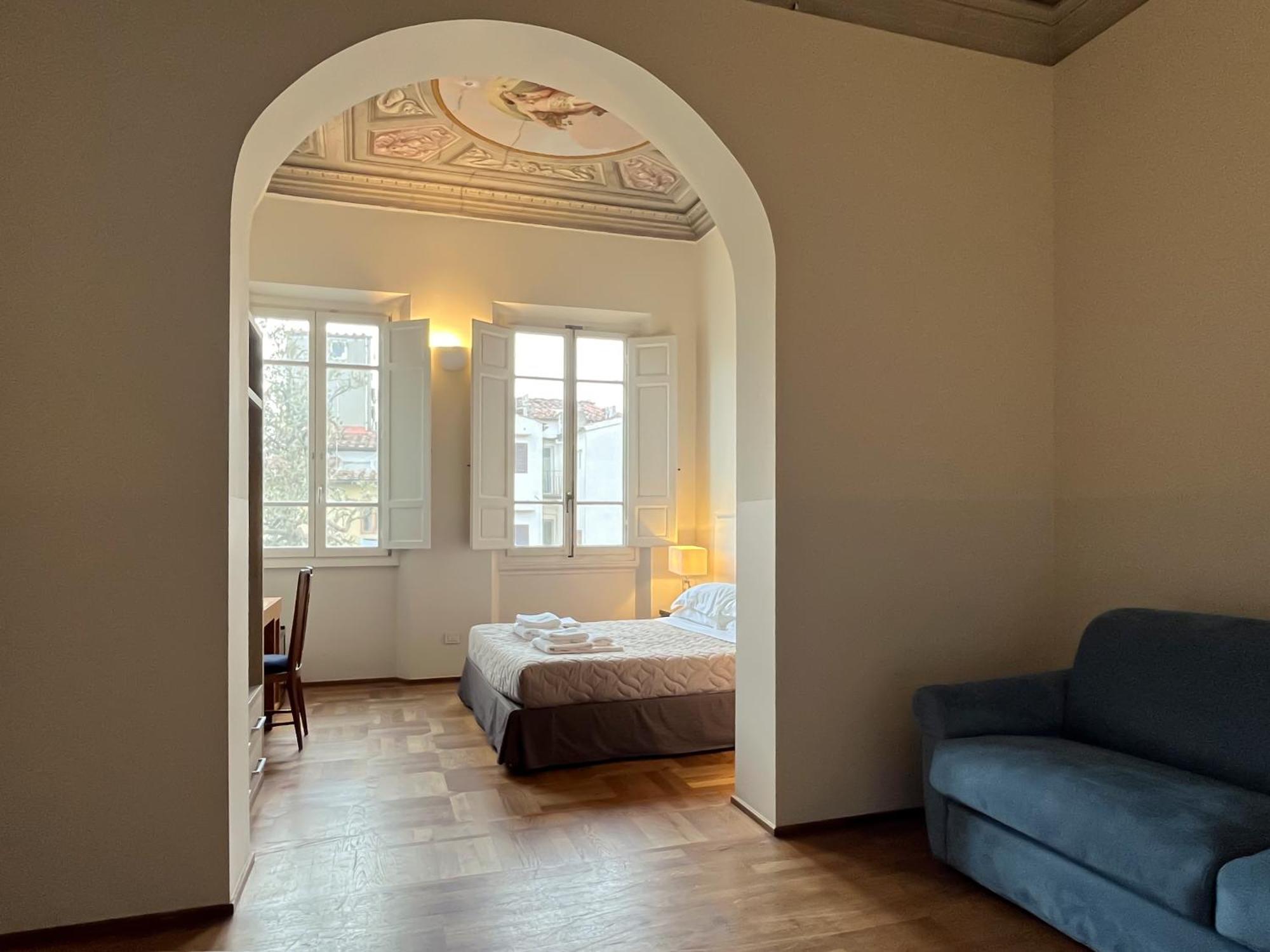 Queen Room with Garden View