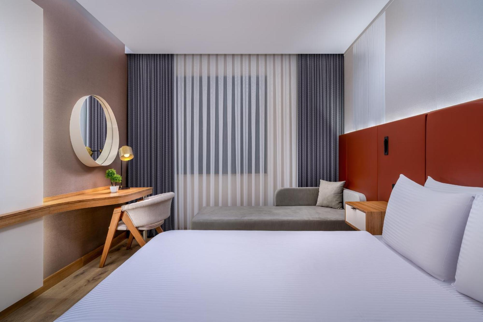 Double Room Walk Shower Disability Access or Non-Smoking