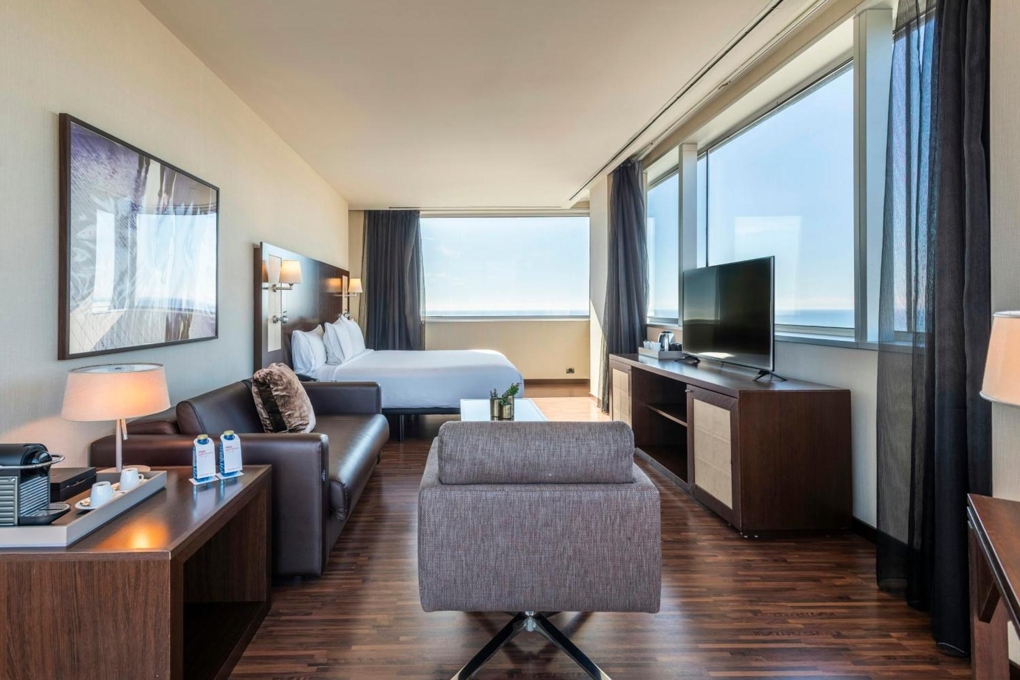 Suite with Sea View,1746821458:JPEG