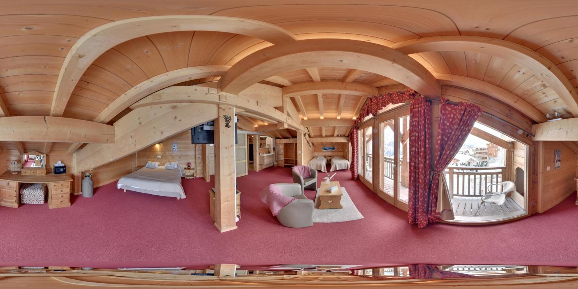 Deluxe Family Suite