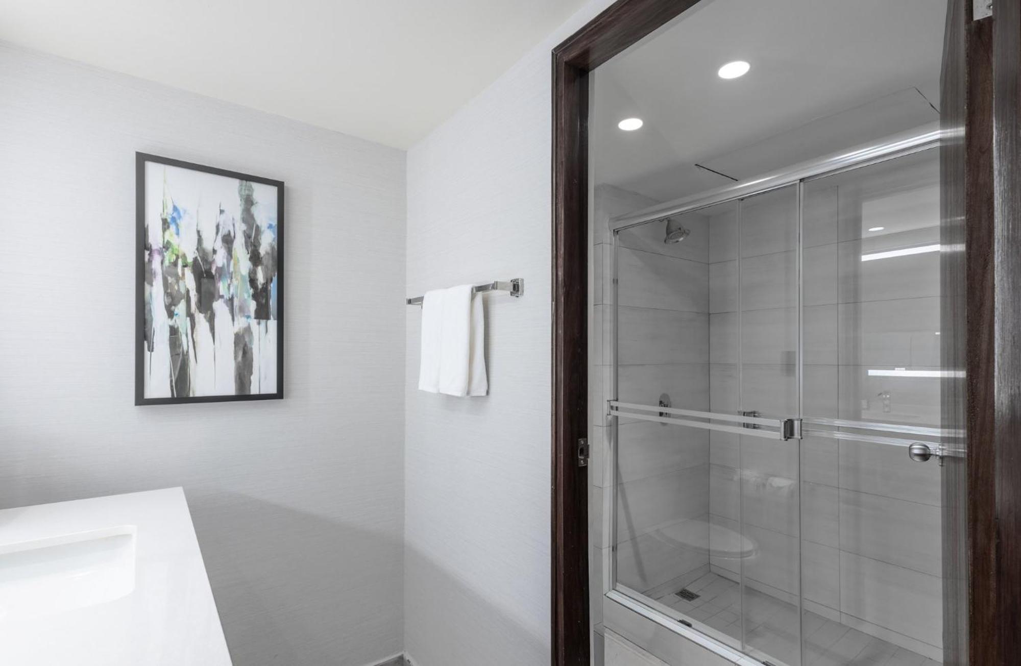 Premium Queen Room Two Queen Beds