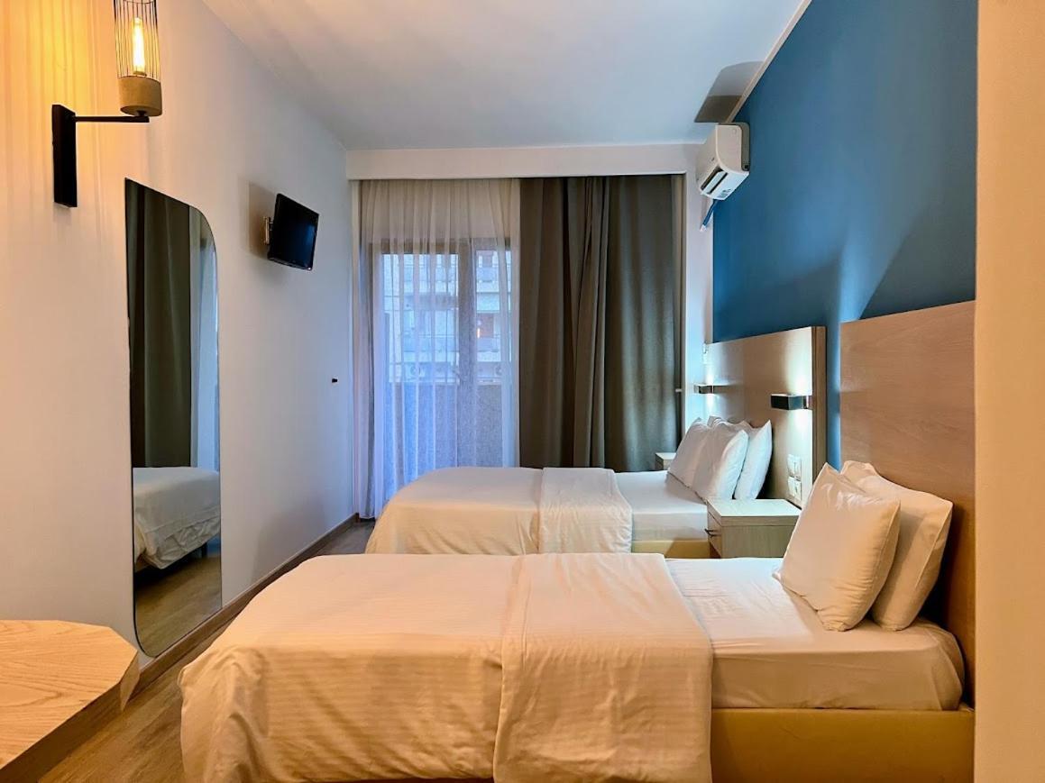 Comfort Triple Room