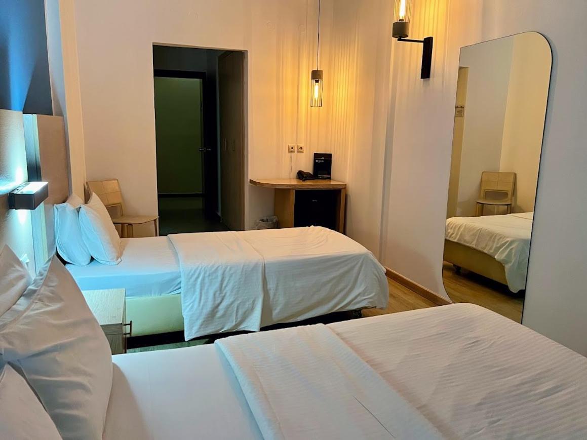 Comfort Triple Room