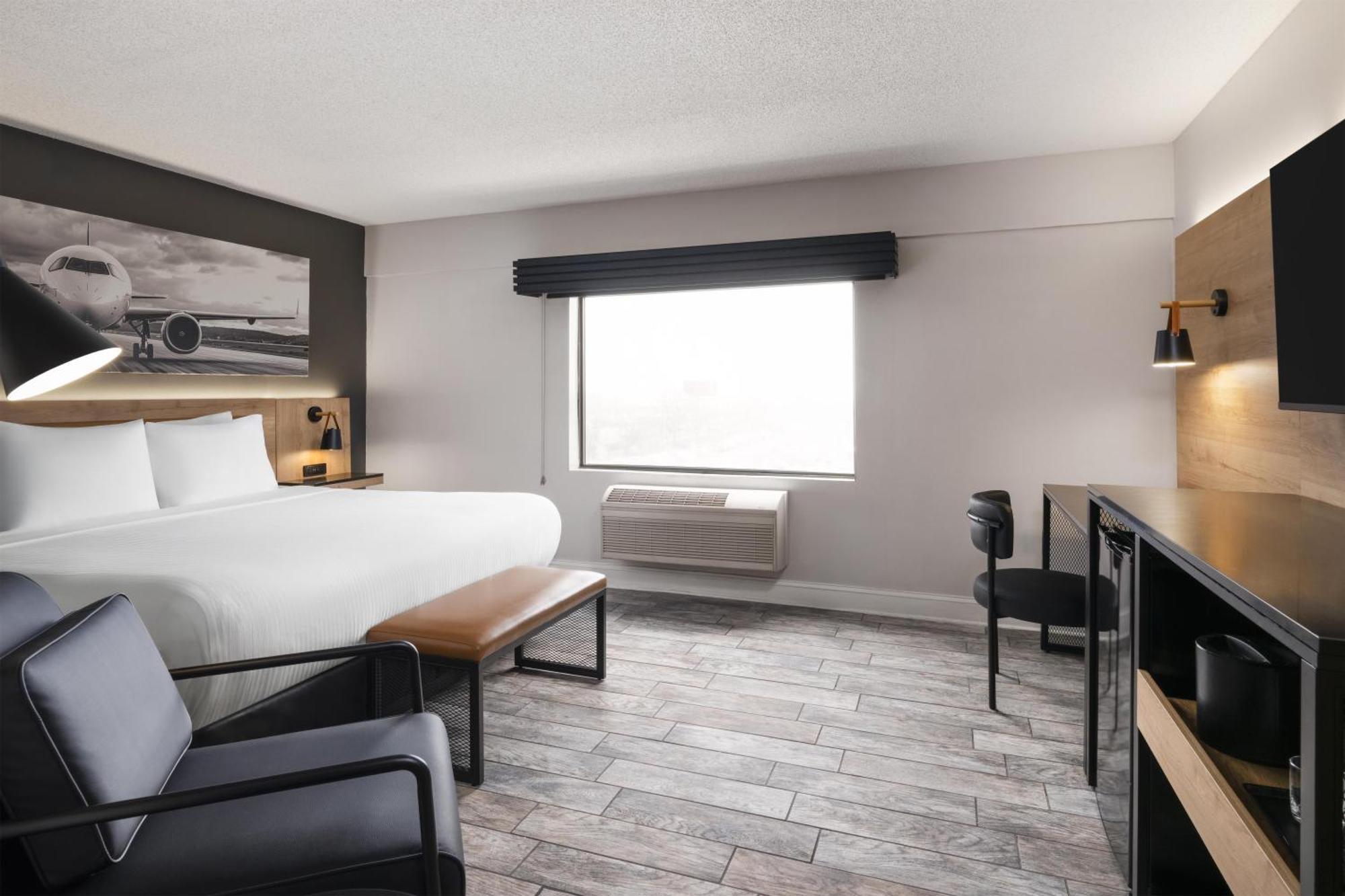 King Room City View Non-Smoking