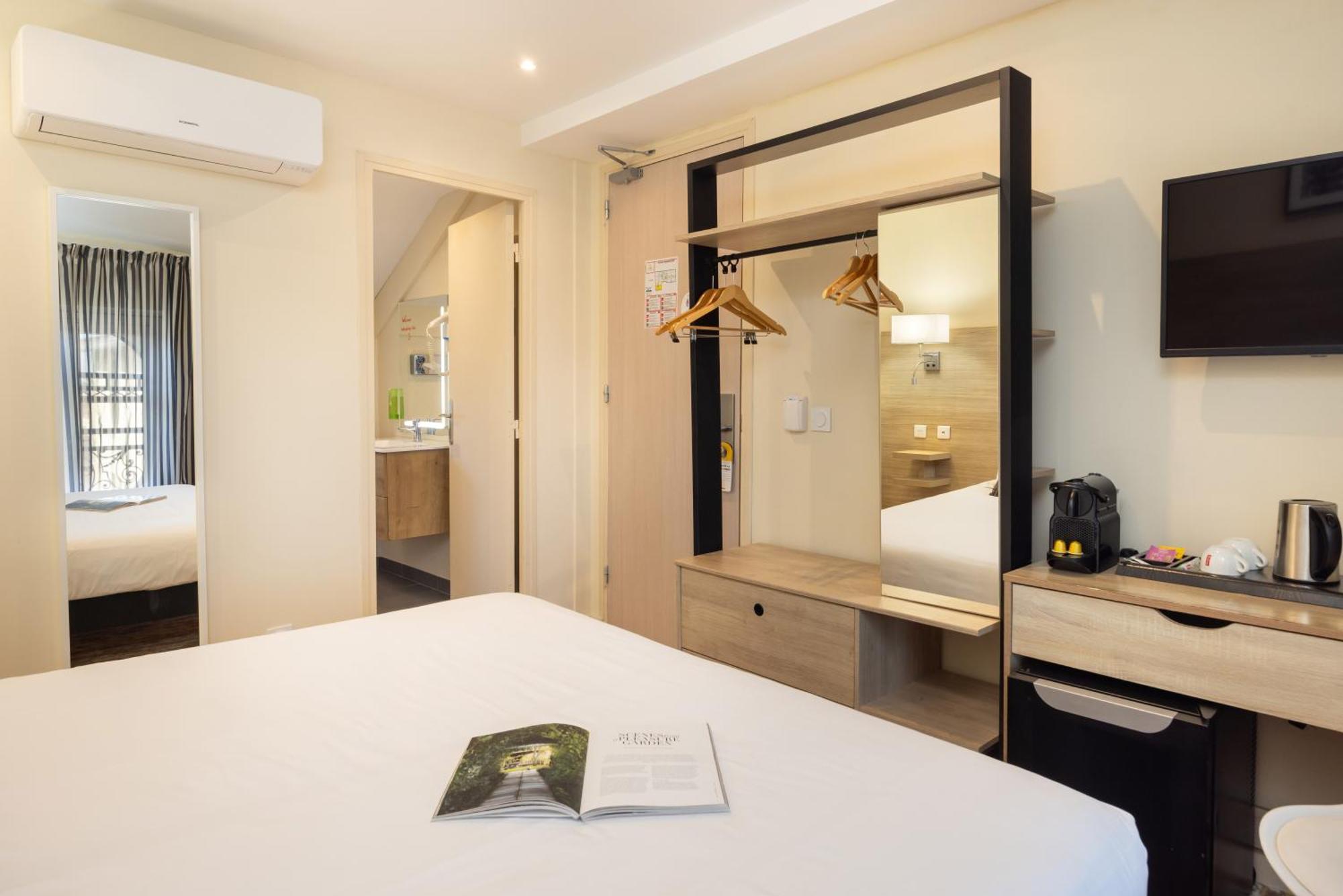 Classic Double Room