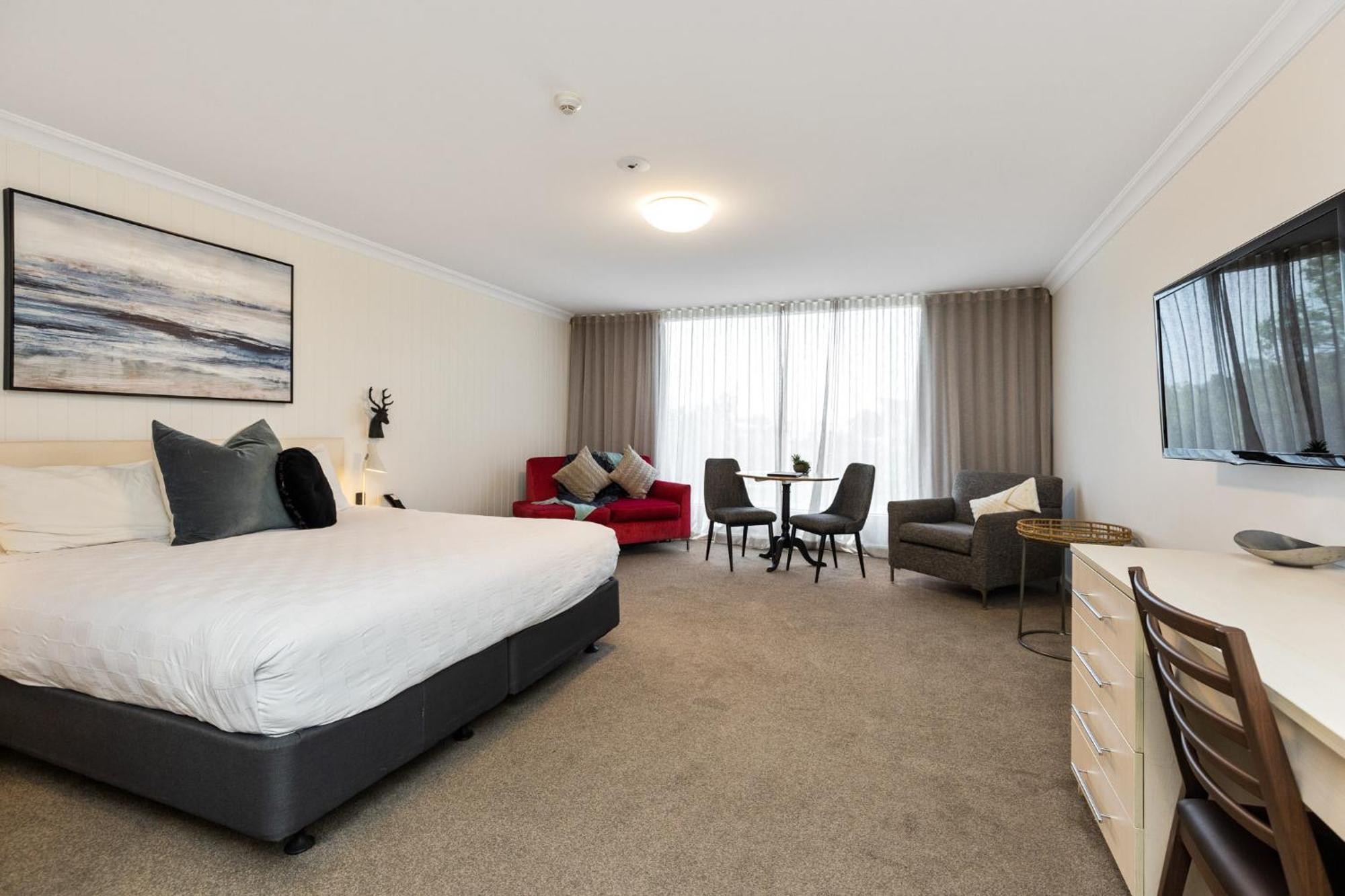 Executive Suite with Spa Bath