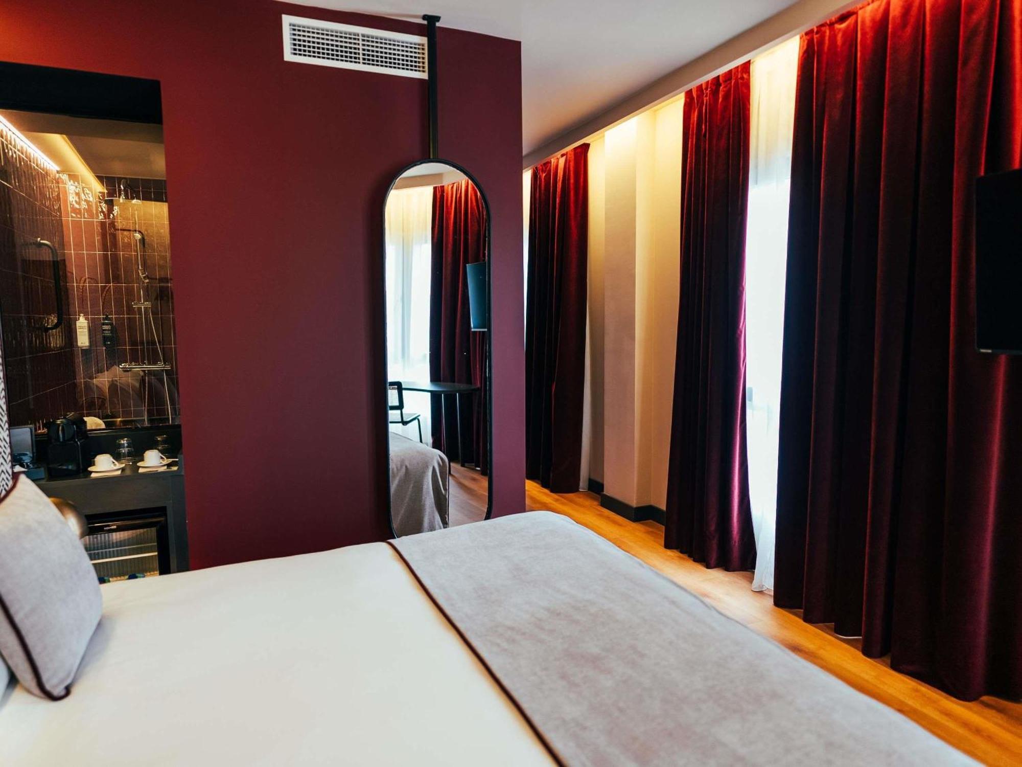 Premium Room