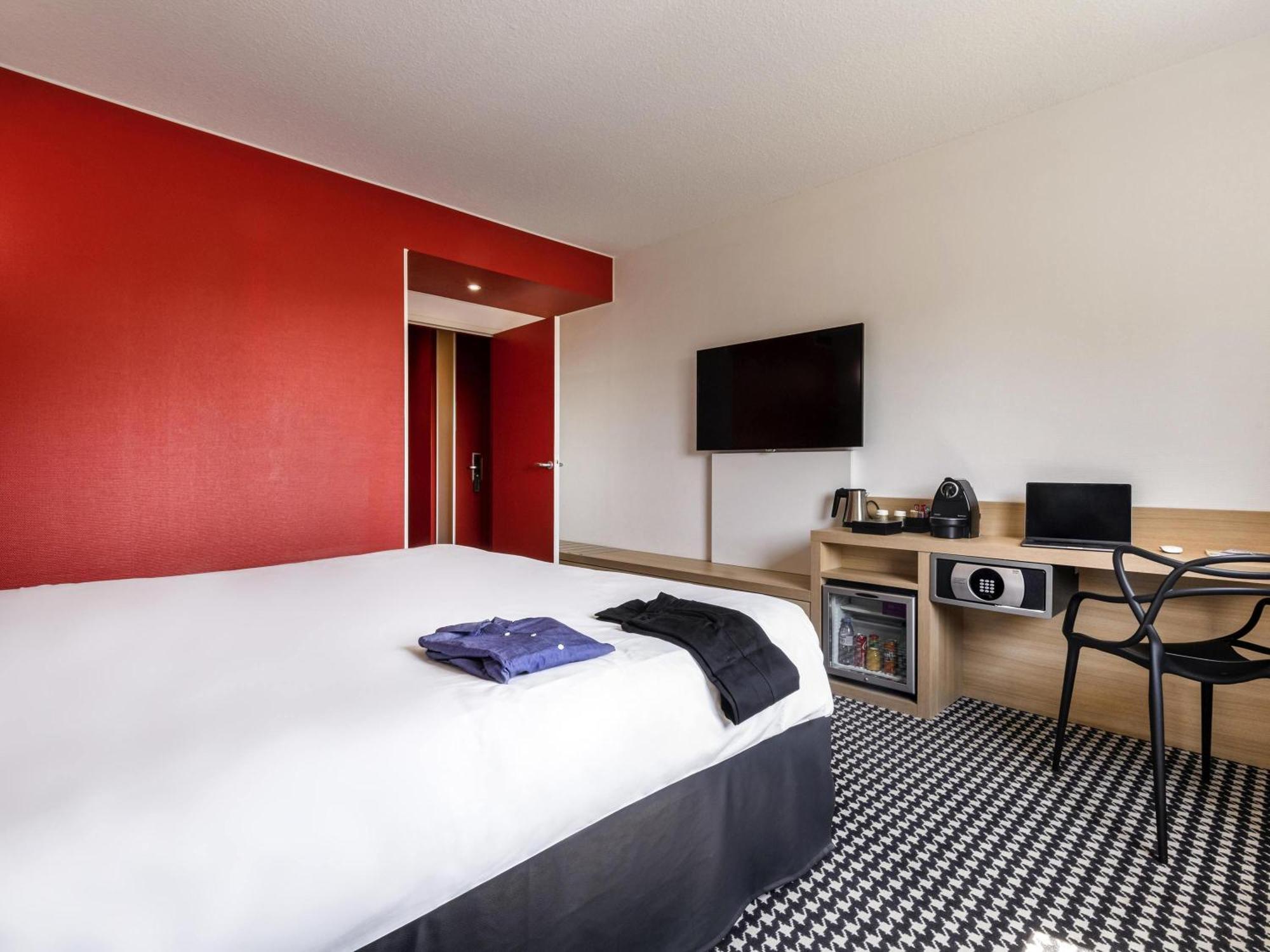 Classic Room 1 Double Bed access to the Spa