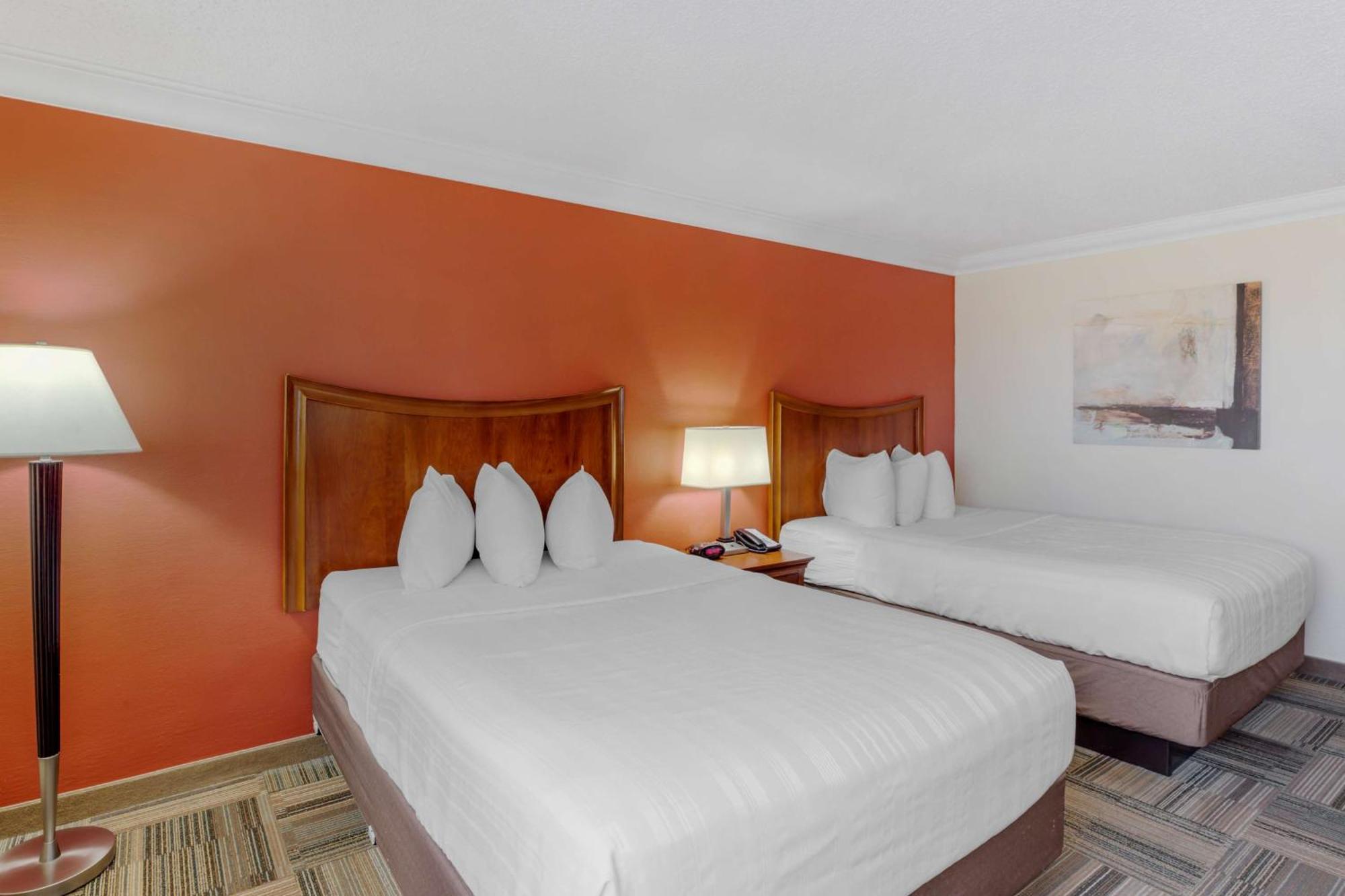 Queen Room Two Queen Beds