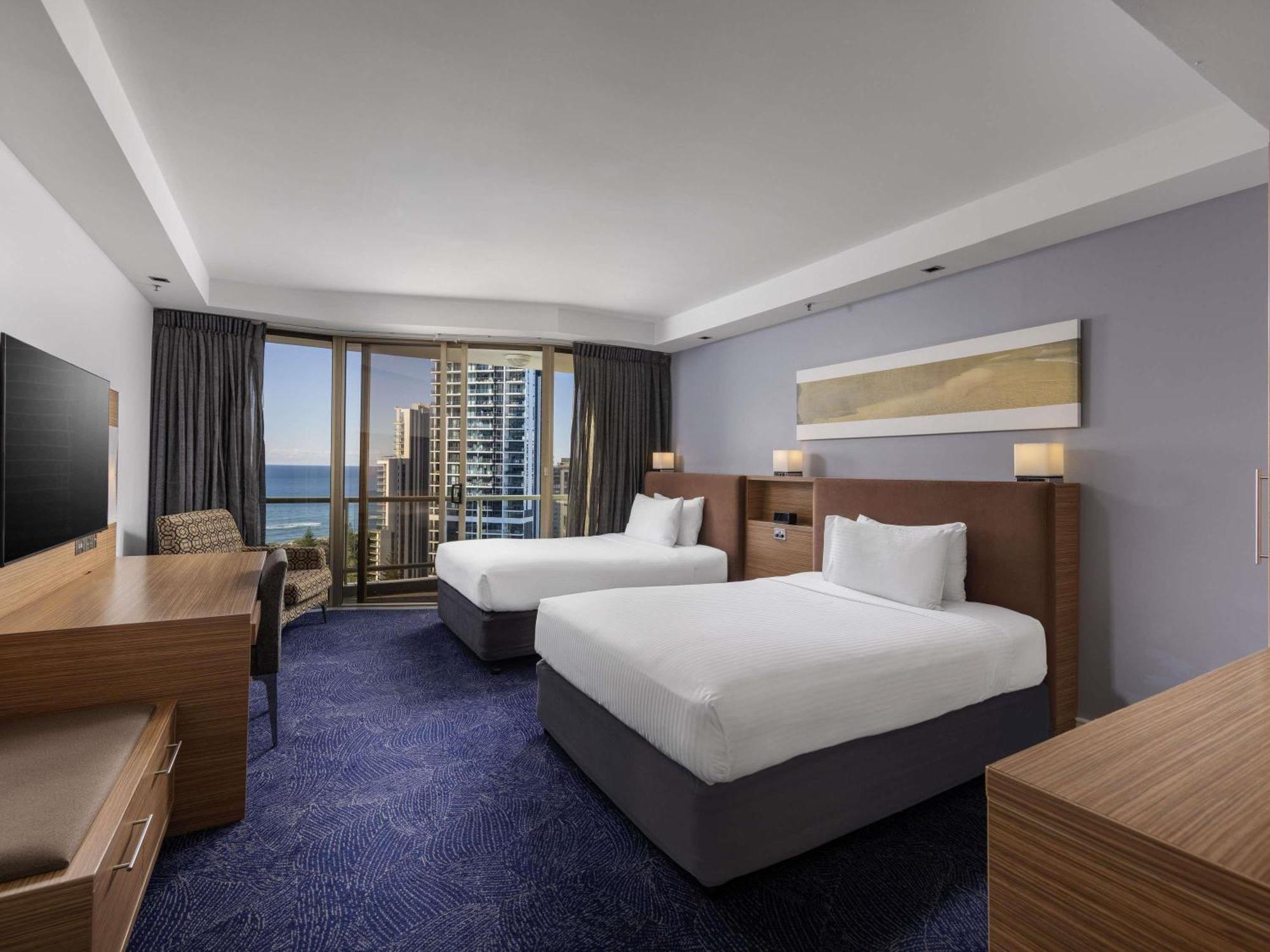 Superior Room One King Bed Hinterland Views