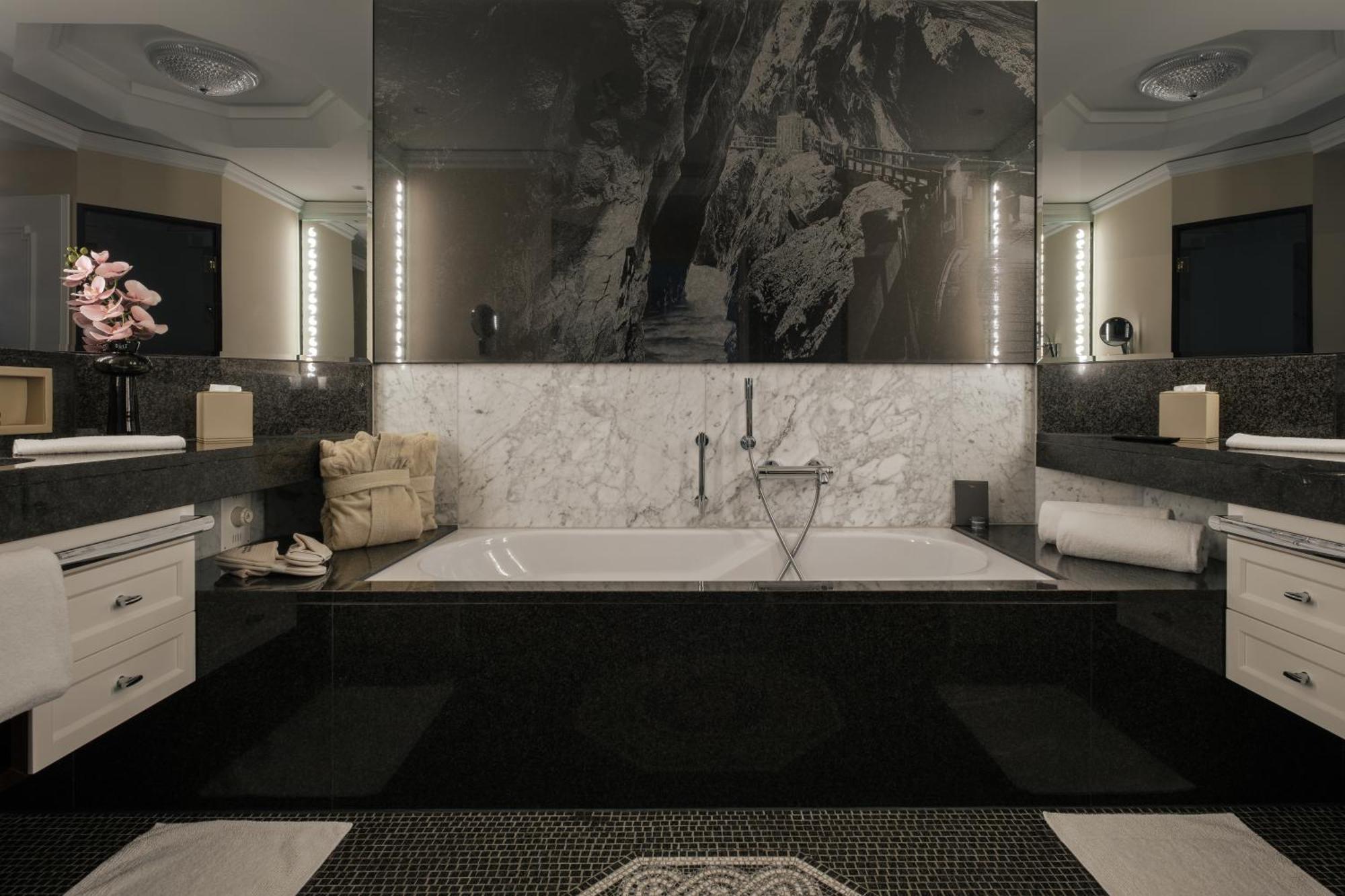 Deluxe Junior Suite