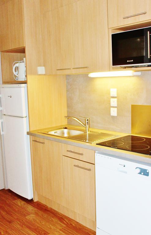 Two-Bedroom Apartment 1 single sofa-bed