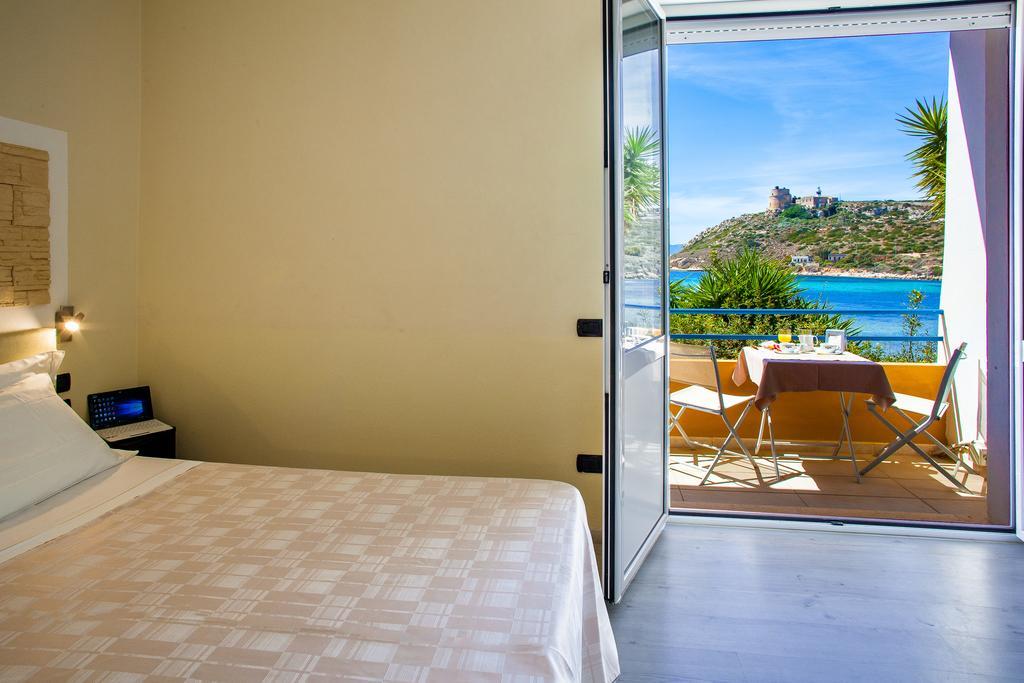 Deluxe Double or Twin Room Sea View