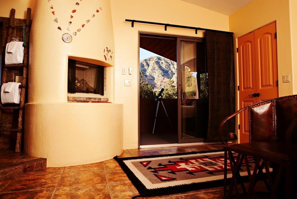 Sacred Feather Room King Balcony