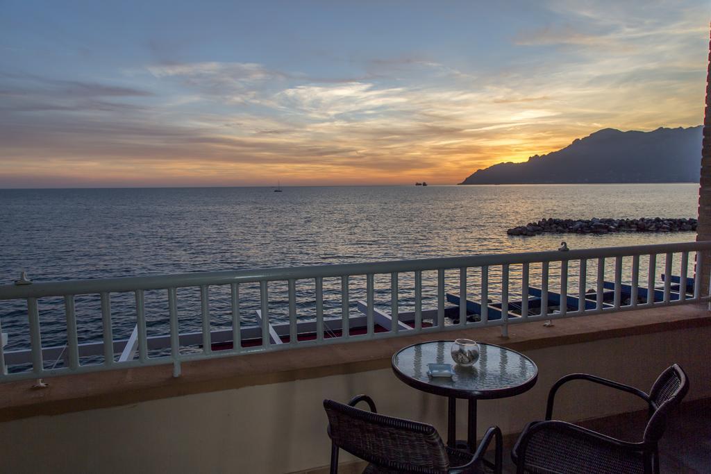 Camera Matrimoniale/Doppia con Letti Singoli con Vista Mare