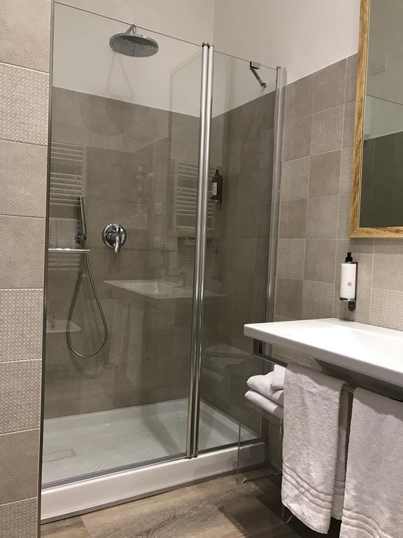 Superior Triple Room,449208360:JPEG
