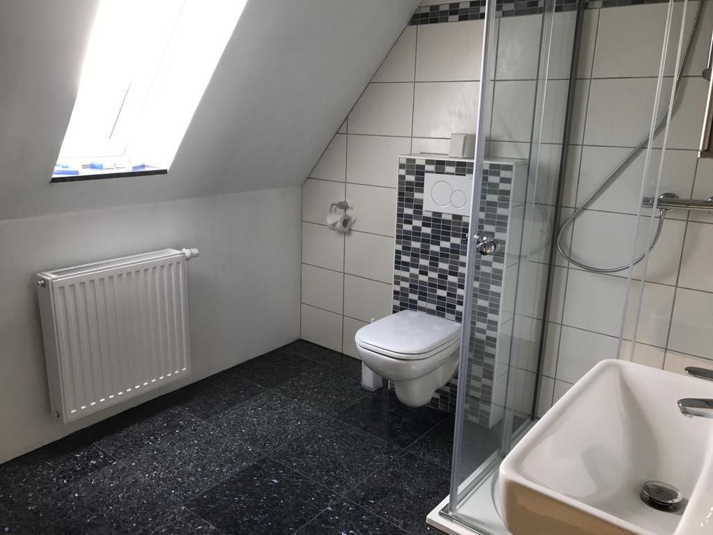 Apartment mit Balkon