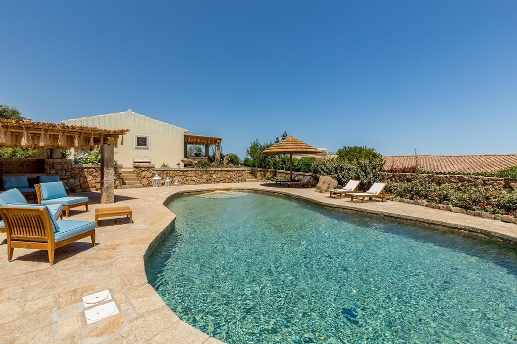 Suite 3 chambres avec Piscine