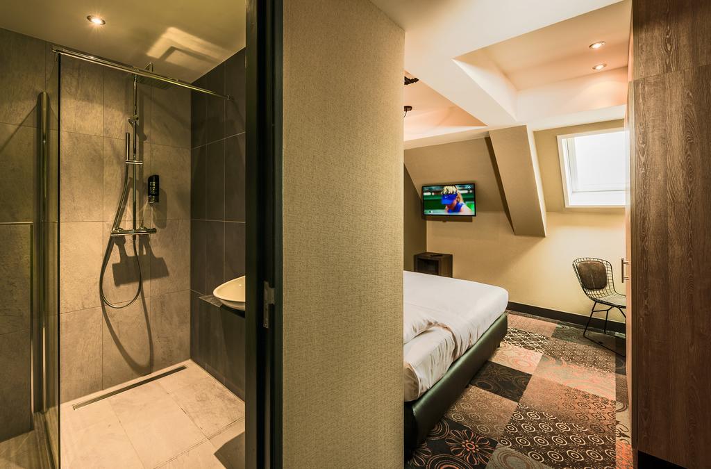 Quarto Duplo Económico