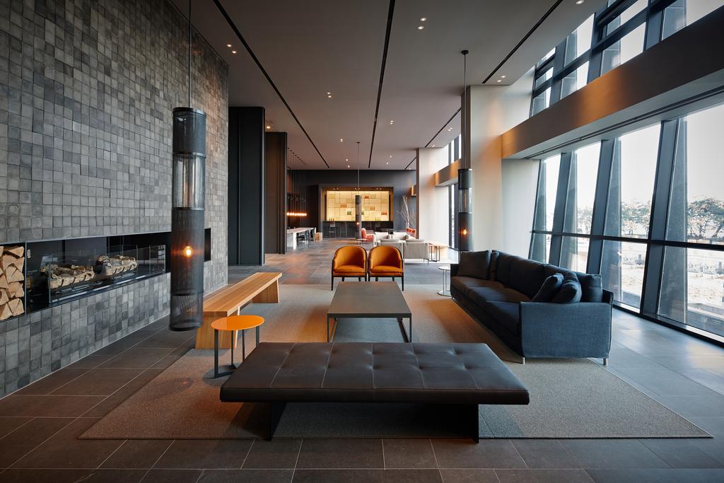 [Duty PKG] Deluxe Double Room City View One-Time Lotte Duty Voucher