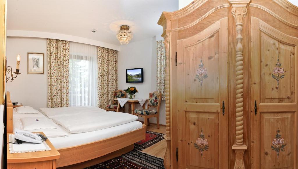 Comfort Double or Twin Room