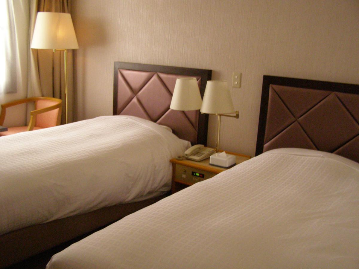 Twin Room - Non-Smoking