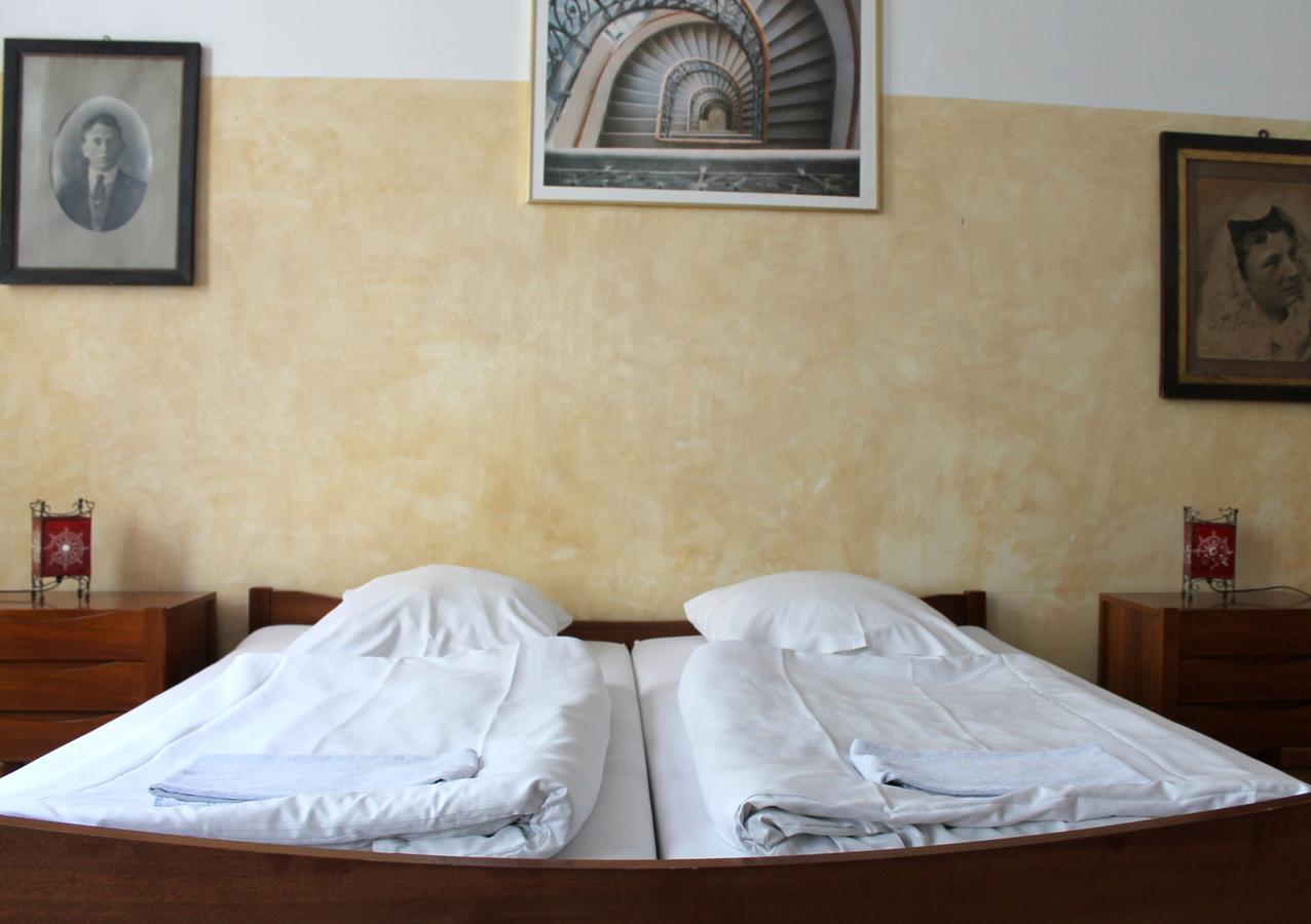 Doppelzimmer mit Gemeinschaftsbad