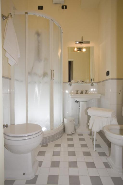 Apartamento de 2 dormitorios con vistas a la catedral (4 adultos)