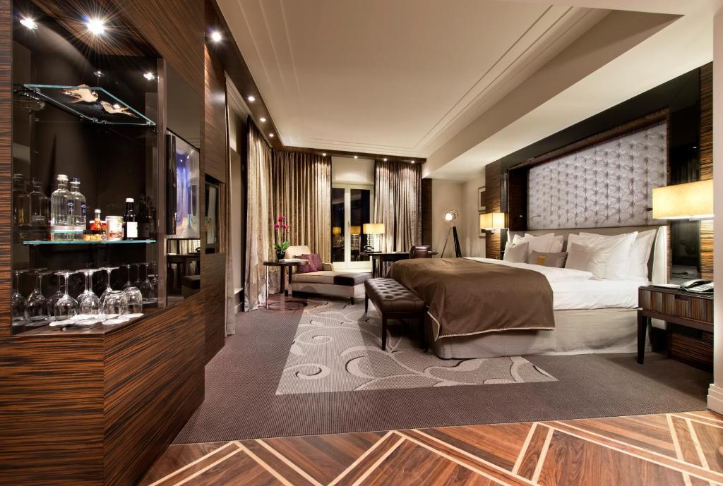 Junior Suite,1276904398:JPEG