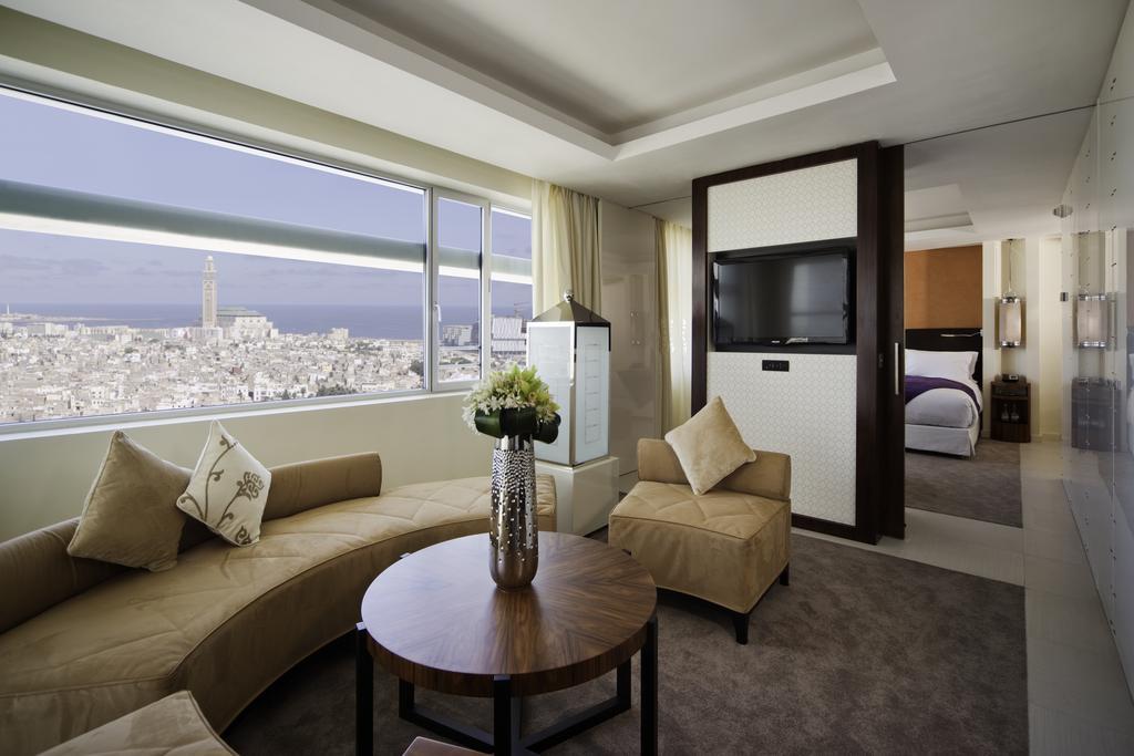 Prestige Suite With King Bed - Mosque & Medina view and a Separate Lounge,701987098:JPEG