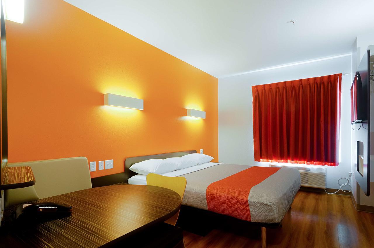 King Room Non-Smoking