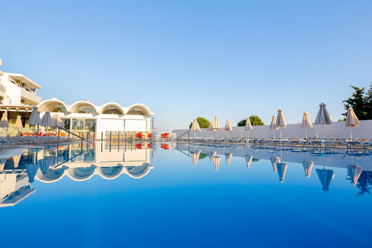 Deluxe Double or Twin Room Private Pool