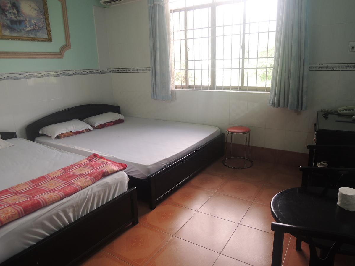Queen Room