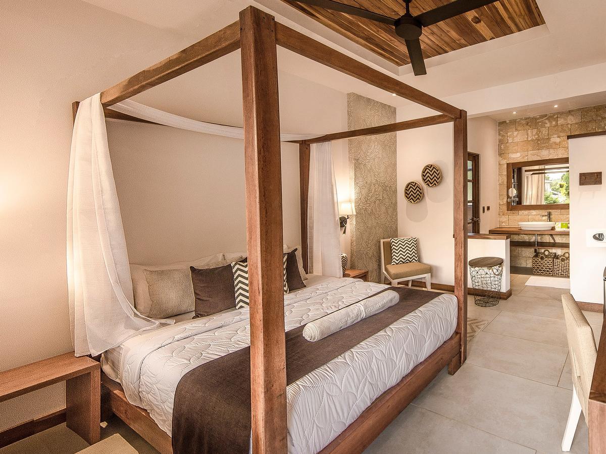 Queen Room Pool View Adults Only