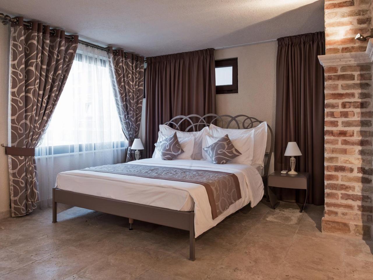 Duplex Suite