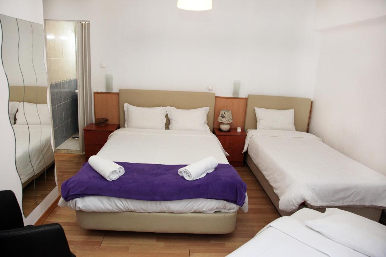 Quadruple Room Bathroom