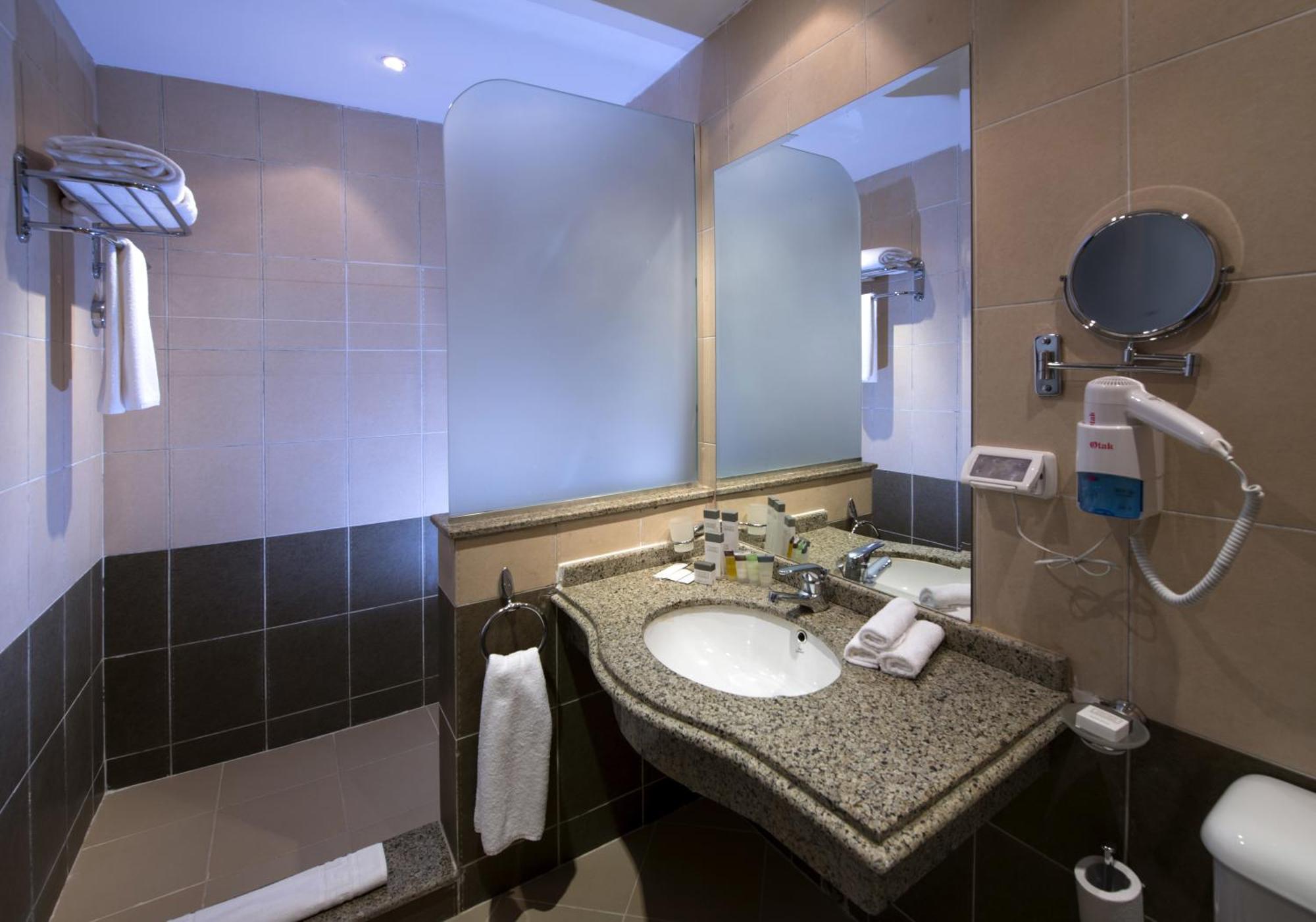 Superior Double or Twin Room Beach Front