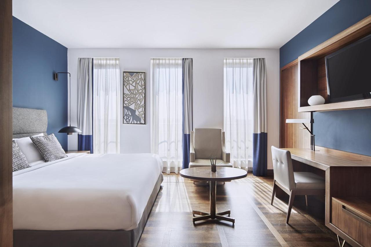 Deluxe King Room Guest room 1 King