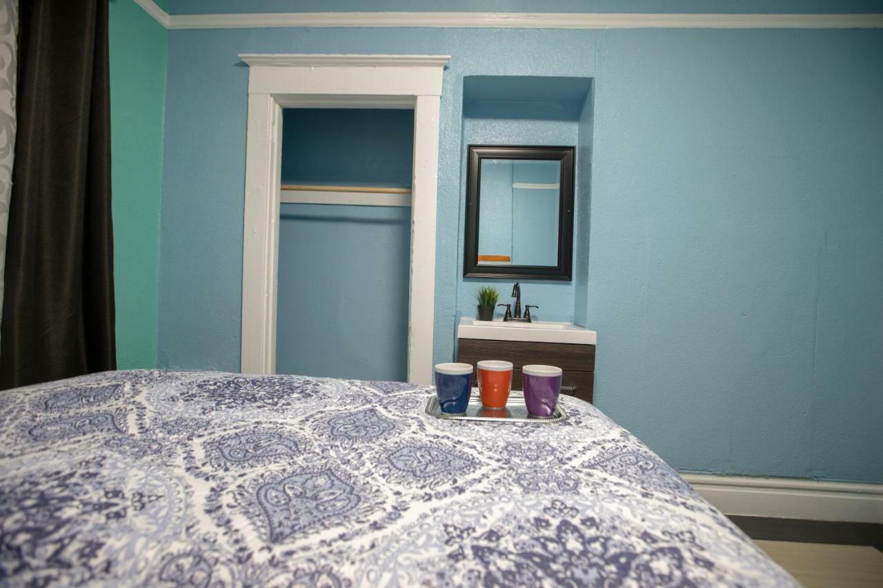 Queen Room Shared Hallway Bathroom