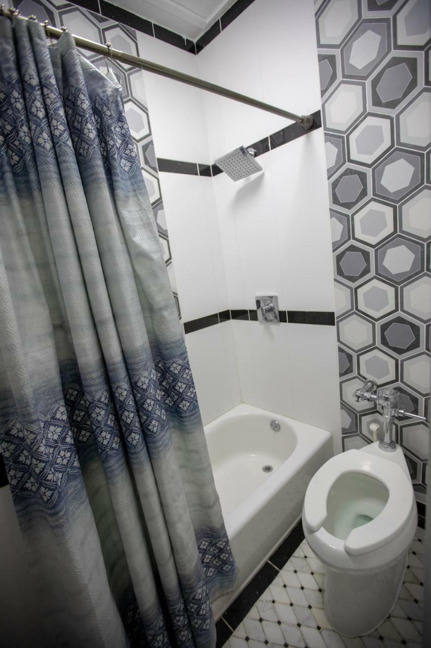 Deluxe King Room Private Bathroom