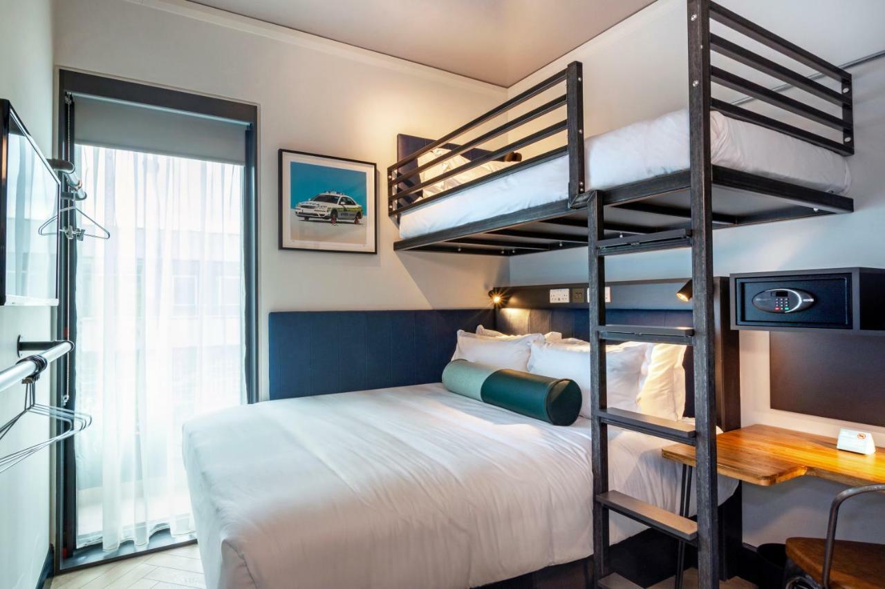 Double Bunk Bed,805666971:JPEG