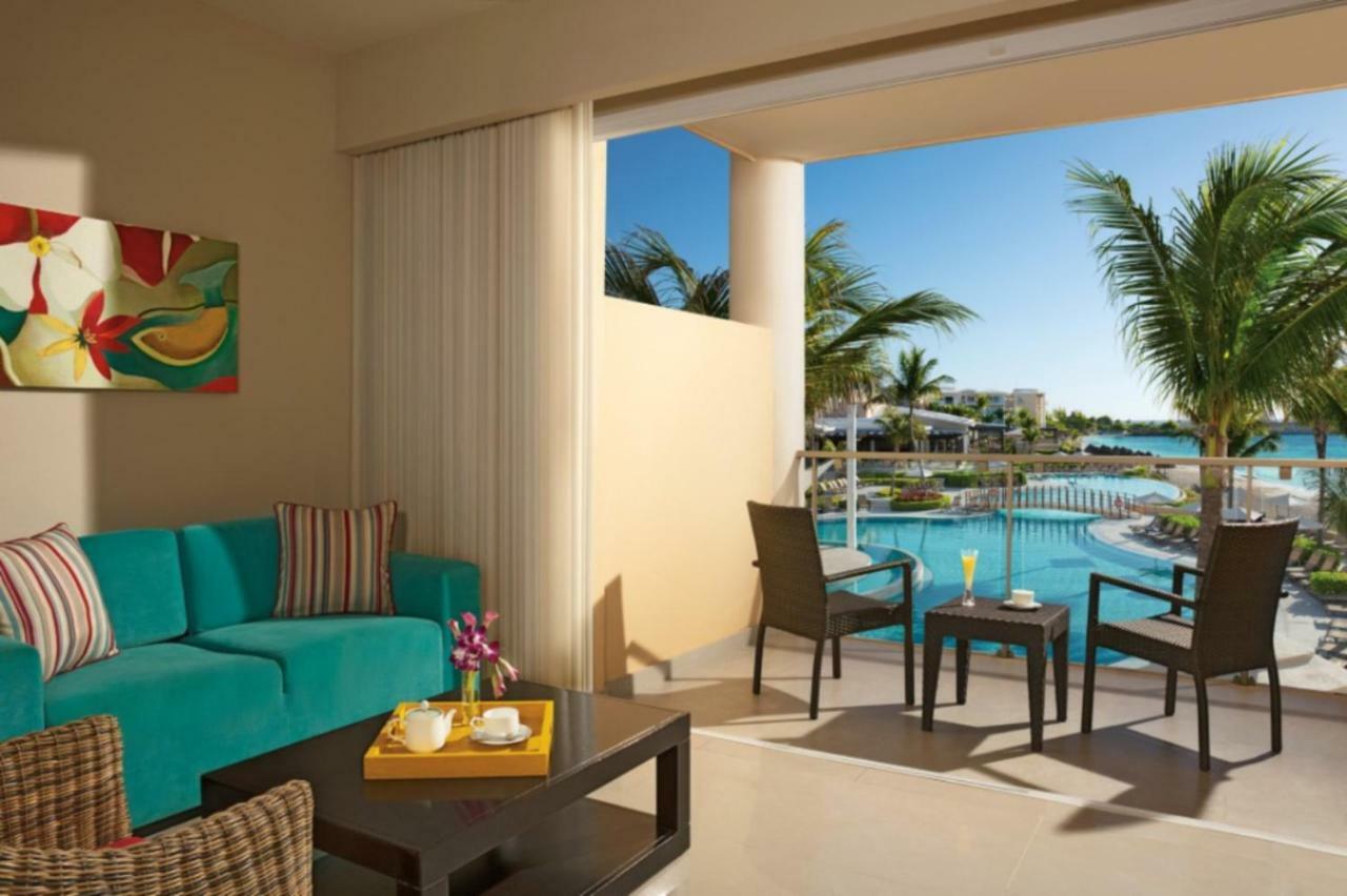 Suite Júnior com Vista Oceano e 2 Camas de Casal