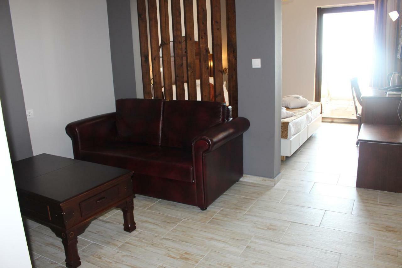 Deluxe Sea Front Plus