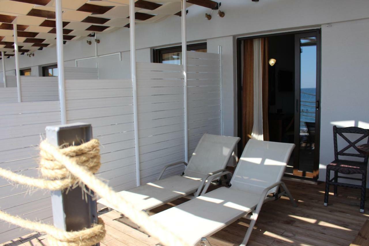 Deluxe Sea Front Plus