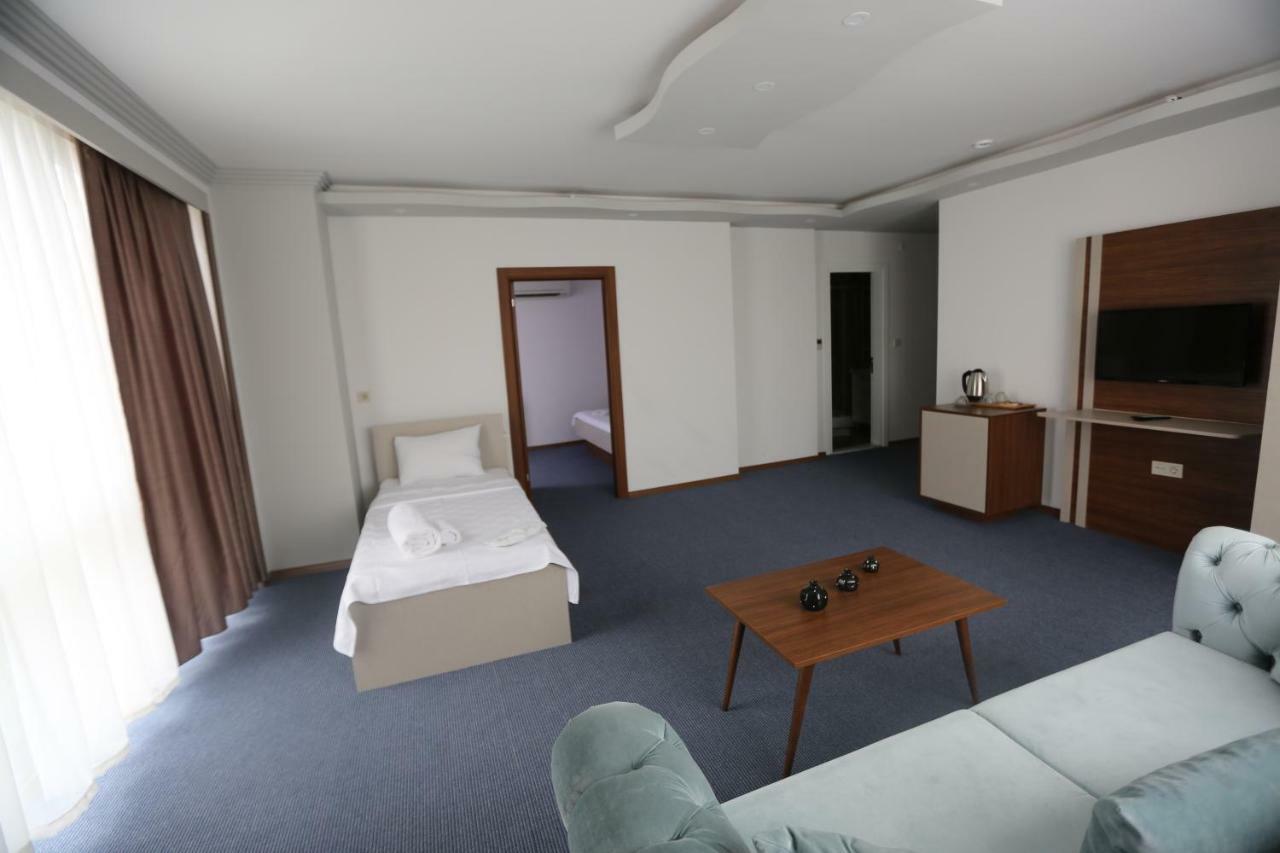 Luxury Triple Room
